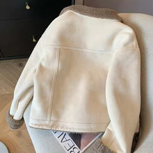 Load image into Gallery viewer, Fuzzy-lined Jacket