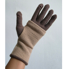 Load image into Gallery viewer, Two-tone Knit Gloves
