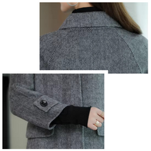 Load image into Gallery viewer, Wool Raglan Coat