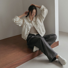 Load image into Gallery viewer, Semi-Oversized Denim Jacket