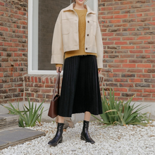 Load image into Gallery viewer, Pleated Knit Skirt