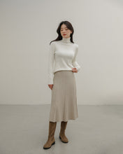 Load image into Gallery viewer, Flowy Knit Skirt
