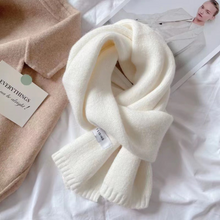 Load image into Gallery viewer, Long Knitted Scarf