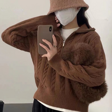 Load image into Gallery viewer, Collar Half-zip Cable Knit Sweater