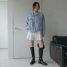 Load image into Gallery viewer, Semi-Oversized Denim Jacket