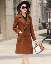 Load image into Gallery viewer, Buttoned Wool Coat