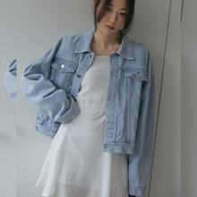 Load image into Gallery viewer, Semi-Oversized Denim Jacket