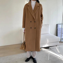Load image into Gallery viewer, Relaxed Wool Coat