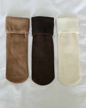 Load image into Gallery viewer, Ribbed Thermal Socks