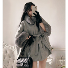 Load image into Gallery viewer, Fur Cape Poncho