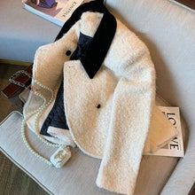 Load image into Gallery viewer, Velvet Collar Blazer