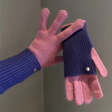 Load image into Gallery viewer, Two-tone Knit Gloves