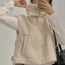 Load image into Gallery viewer, Suede Vest