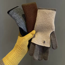 Load image into Gallery viewer, Two-tone Knit Gloves