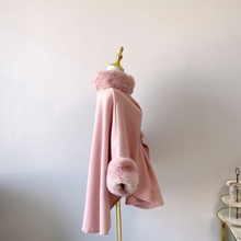 Load image into Gallery viewer, Fur Cape Poncho