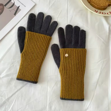 Load image into Gallery viewer, Two-tone Knit Gloves