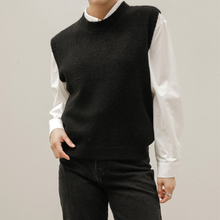 Load image into Gallery viewer, Knit Vest - Roundneck