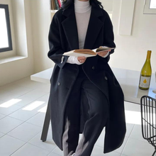 Load image into Gallery viewer, Relaxed Wool Coat