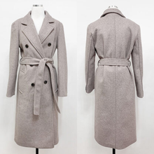 Load image into Gallery viewer, Double breasted Long Wool Coat