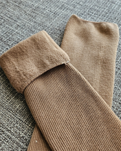Load image into Gallery viewer, Ribbed Thermal Socks