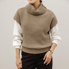 Load image into Gallery viewer, Knit Turtleneck Vest