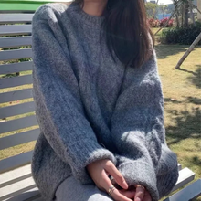 Load image into Gallery viewer, Roundneck Cable Knit Sweater