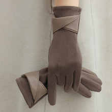 Load image into Gallery viewer, Classic Suede Gloves
