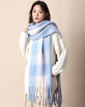 Load image into Gallery viewer, Plaid Tassel Scarf