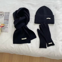 Load image into Gallery viewer, Knit Set (Beanie, Scarf & Gloves)