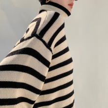 Load image into Gallery viewer, Loose Striped Turtleneck