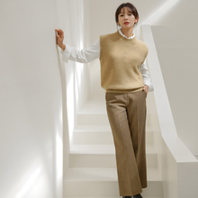 Load image into Gallery viewer, Knit Vest - Roundneck