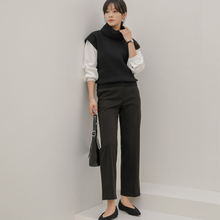 Load image into Gallery viewer, Knit Turtleneck Vest