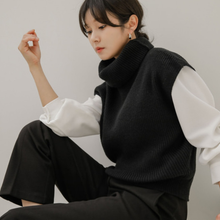 Load image into Gallery viewer, Knit Turtleneck Vest