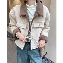 Load image into Gallery viewer, Fuzzy-lined Jacket