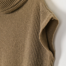 Load image into Gallery viewer, Knit Turtleneck Vest