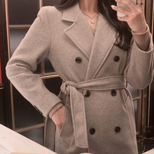 Load image into Gallery viewer, Double breasted Long Wool Coat