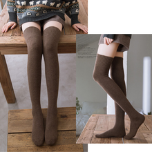 Load image into Gallery viewer, High Socks