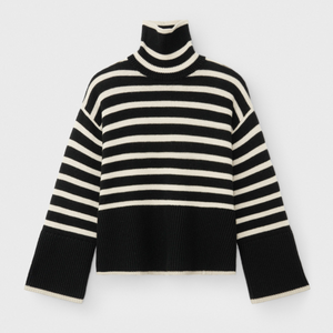 Loose Striped Turtleneck