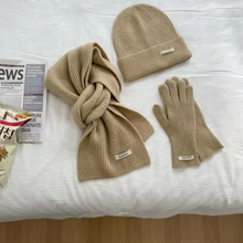 Load image into Gallery viewer, Knit Set (Beanie, Scarf &amp; Gloves)
