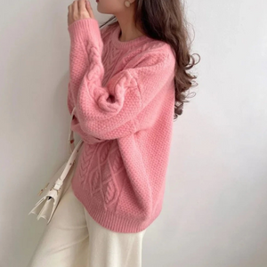 Roundneck Cable Knit Sweater