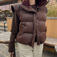 Load image into Gallery viewer, Two-way Puffer Jacket
