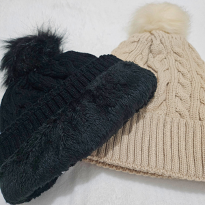 Pompom Fleece Beanie