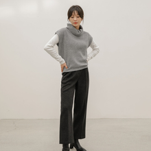 Load image into Gallery viewer, Knit Turtleneck Vest

