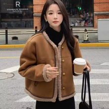 Load image into Gallery viewer, Brown Suede Sherpa-Lined Jacket

