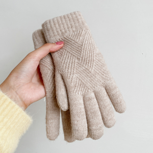 New Knitted Gloves