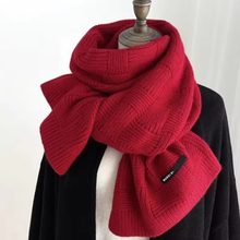 Load image into Gallery viewer, Long Knitted Scarf - Weave Pattern
