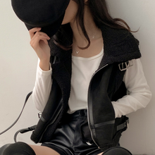 Load image into Gallery viewer, Suede Vest
