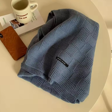 Load image into Gallery viewer, Long Knitted Scarf - Weave Pattern

