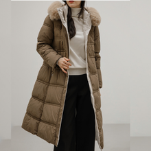 Load image into Gallery viewer, Belted Long Bubble Jacket with Faux Fur
