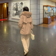 Load image into Gallery viewer, Short Parka Jacket
